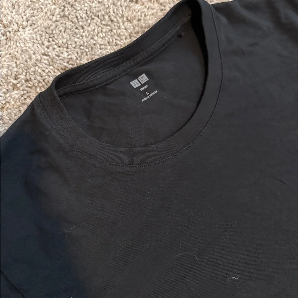 Uniqlo Men’s Supima Cotton Short Sleeve Tee, Black, Large - Picture 4 of 5